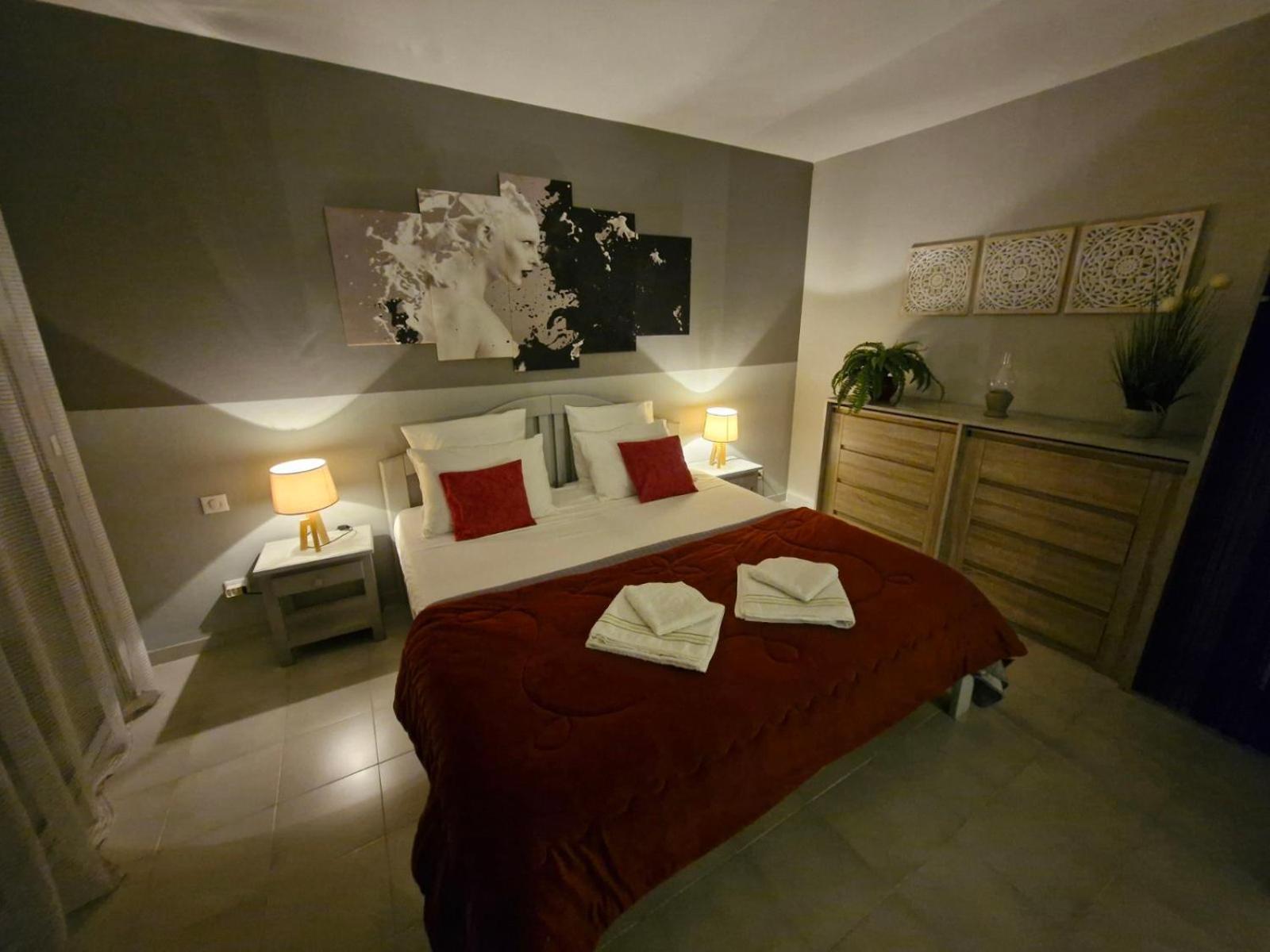 La Demeure Des Cedres & Spa Cap D'Agde (Adults Only) Exterior photo